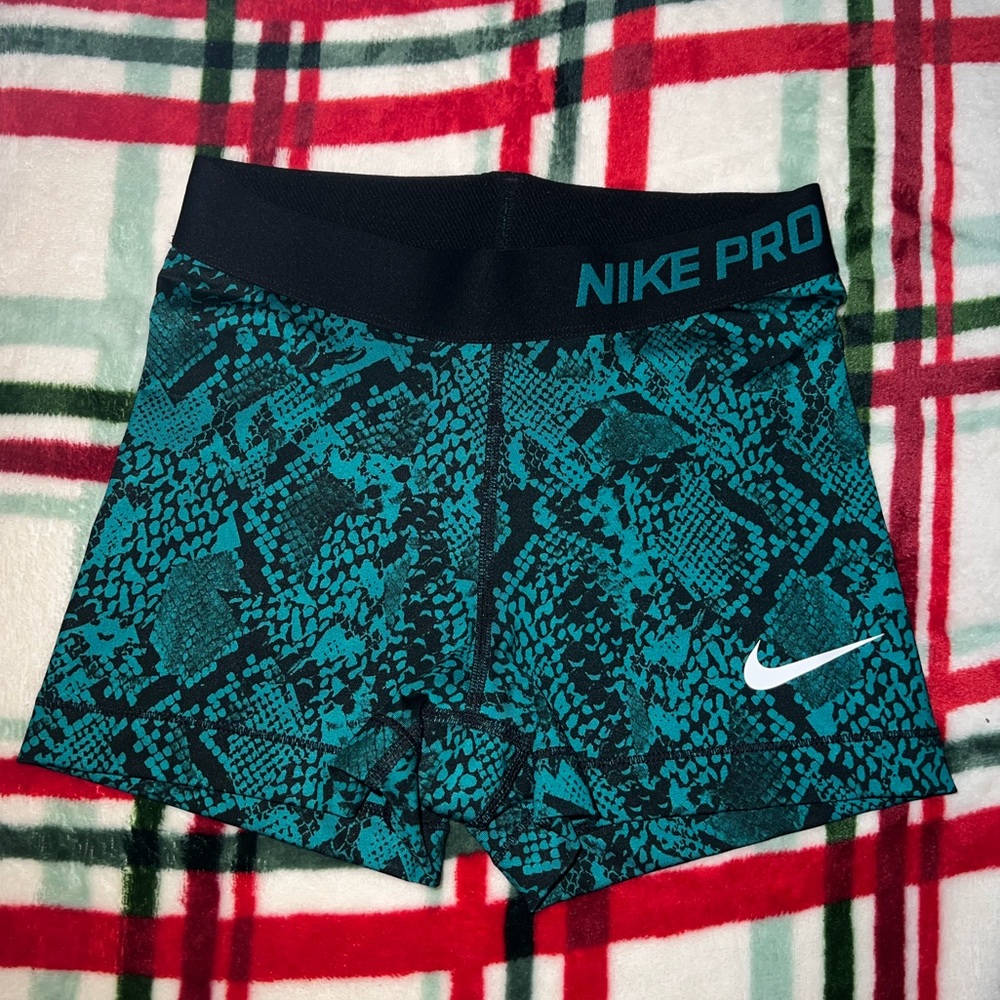 Turquoise/Teal Nike Pro Dri-Fit 3” Shorts